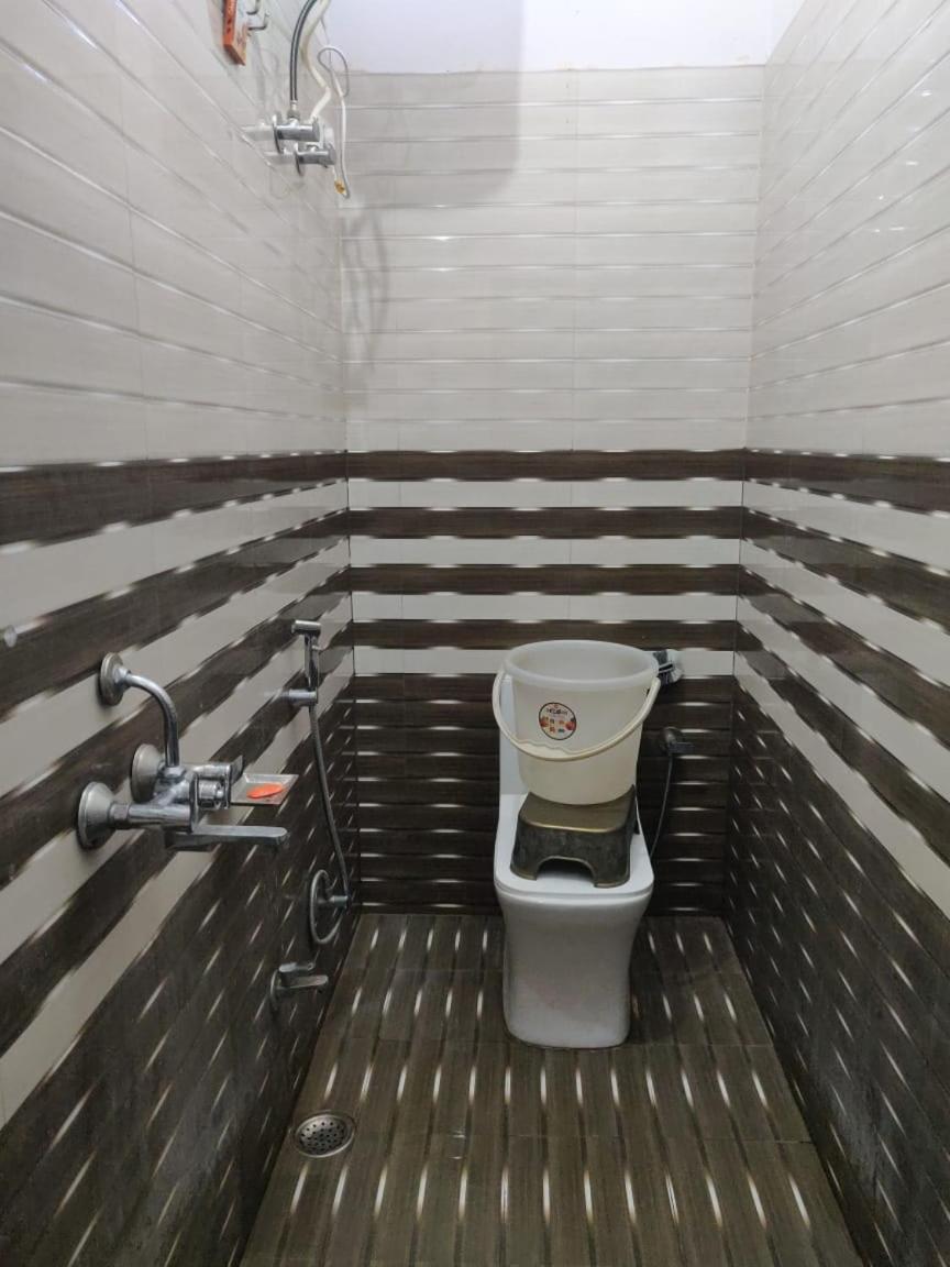 3, Paradise Guest House, Sikar