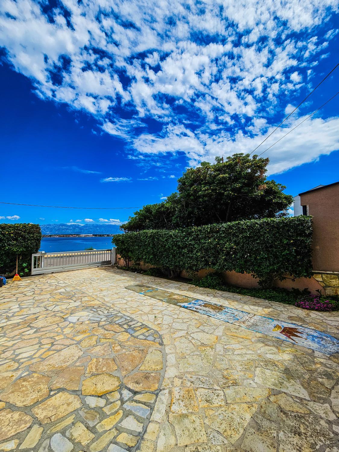 Surrounding environment, Holiday Beach Apartments Nin, Nin