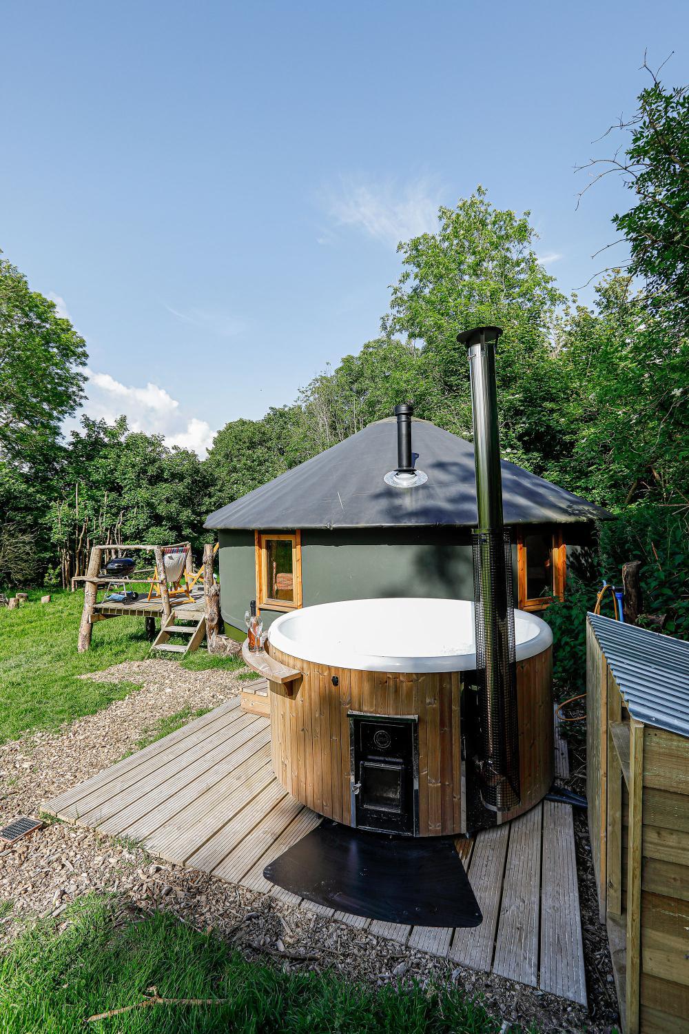 Hot tub 3, Pepperscombe Cottages & Glamping, West Sussex