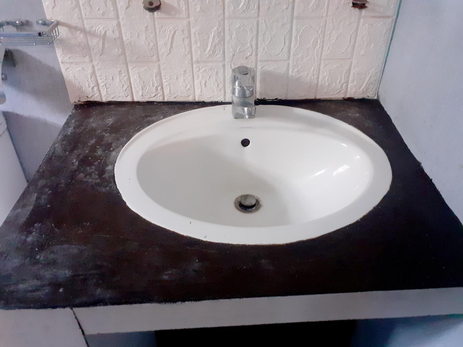 Bathroom 4, J J S Hotel Rooms & Villa Nuwaraeliya, Nuwara Eliya