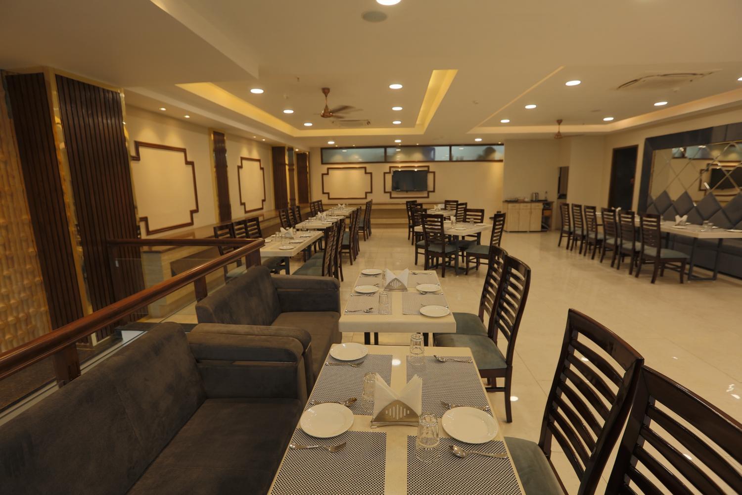 Banquet hall 3, Hotel Bliss, Sahibzada Ajit Singh Nagar