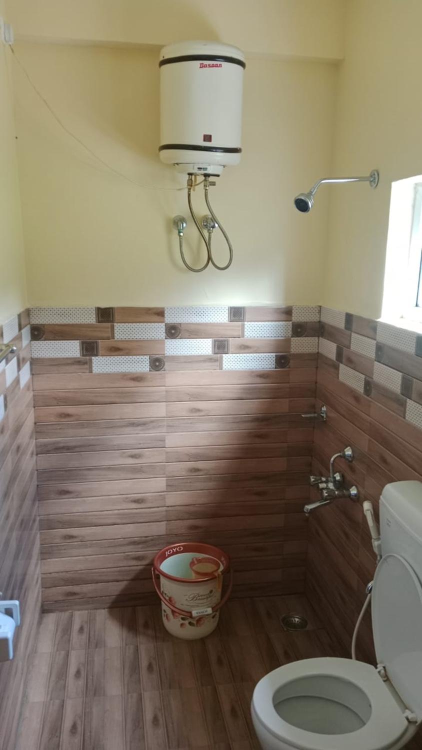 Bathroom 2, Lake Front Resort, The Nilgiris