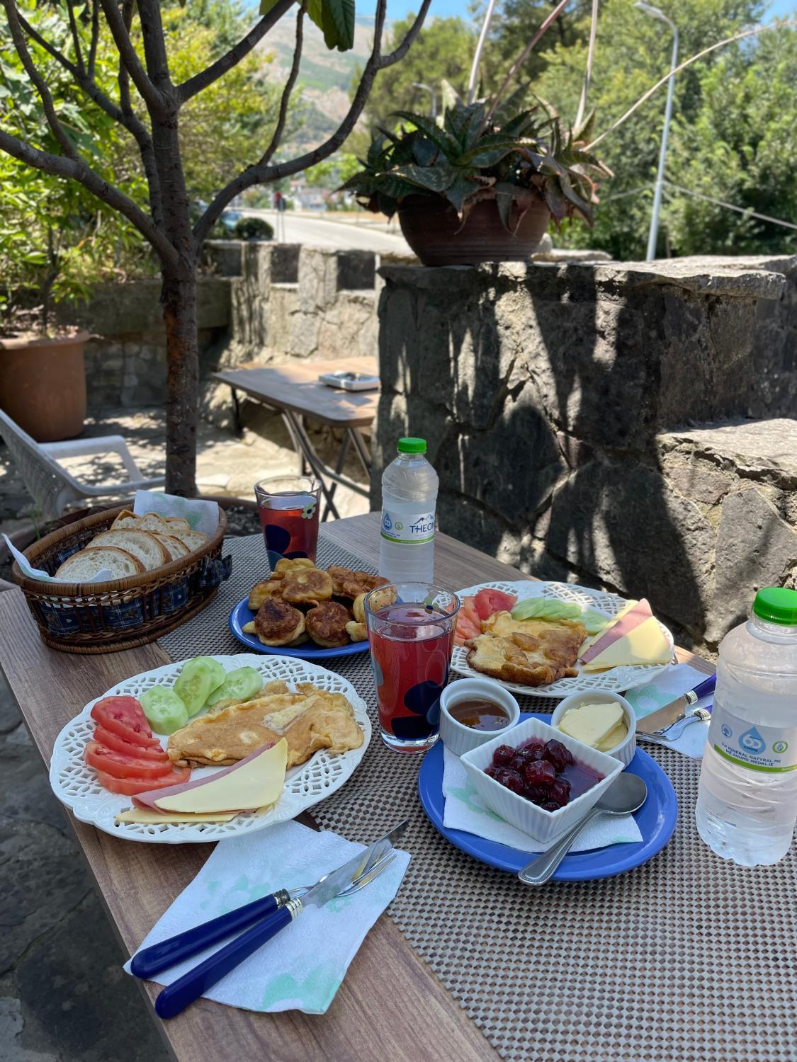2, Great Wall Guest House, Gjirokastrës