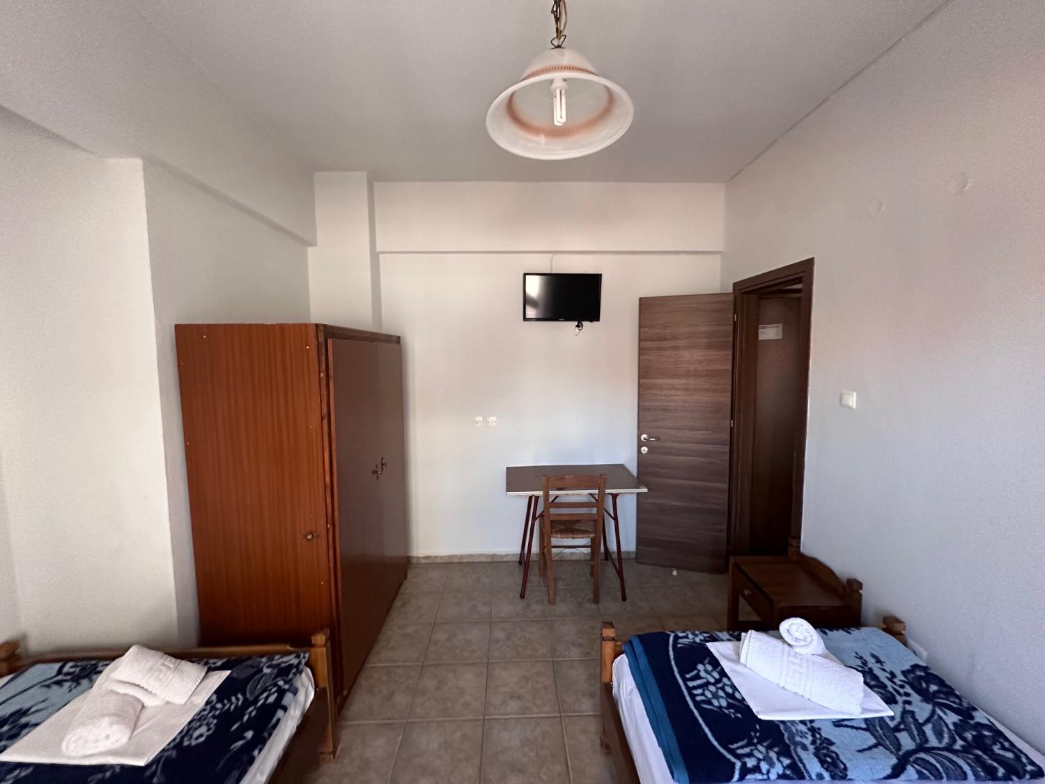 4, Teo rooms, Central Macedonia