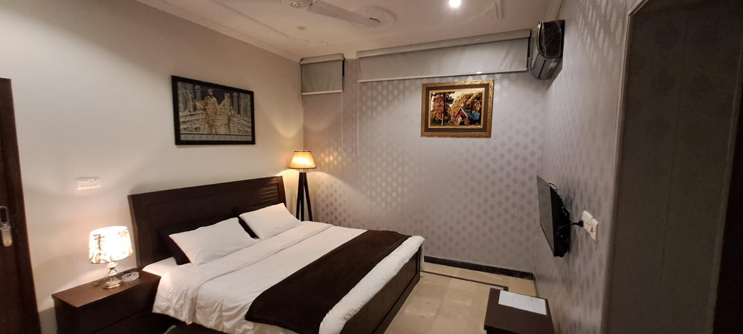 3, Doolv, Islamabad