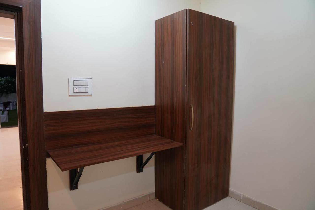 5, Hotel Casa Grande, Bhopal