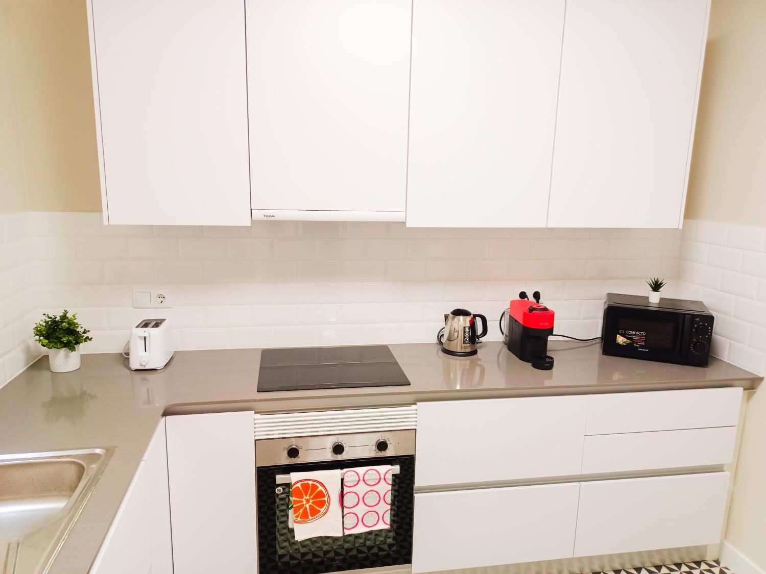Kitchen 4, Private Rooms by Plaza Catalunya, Barcelona