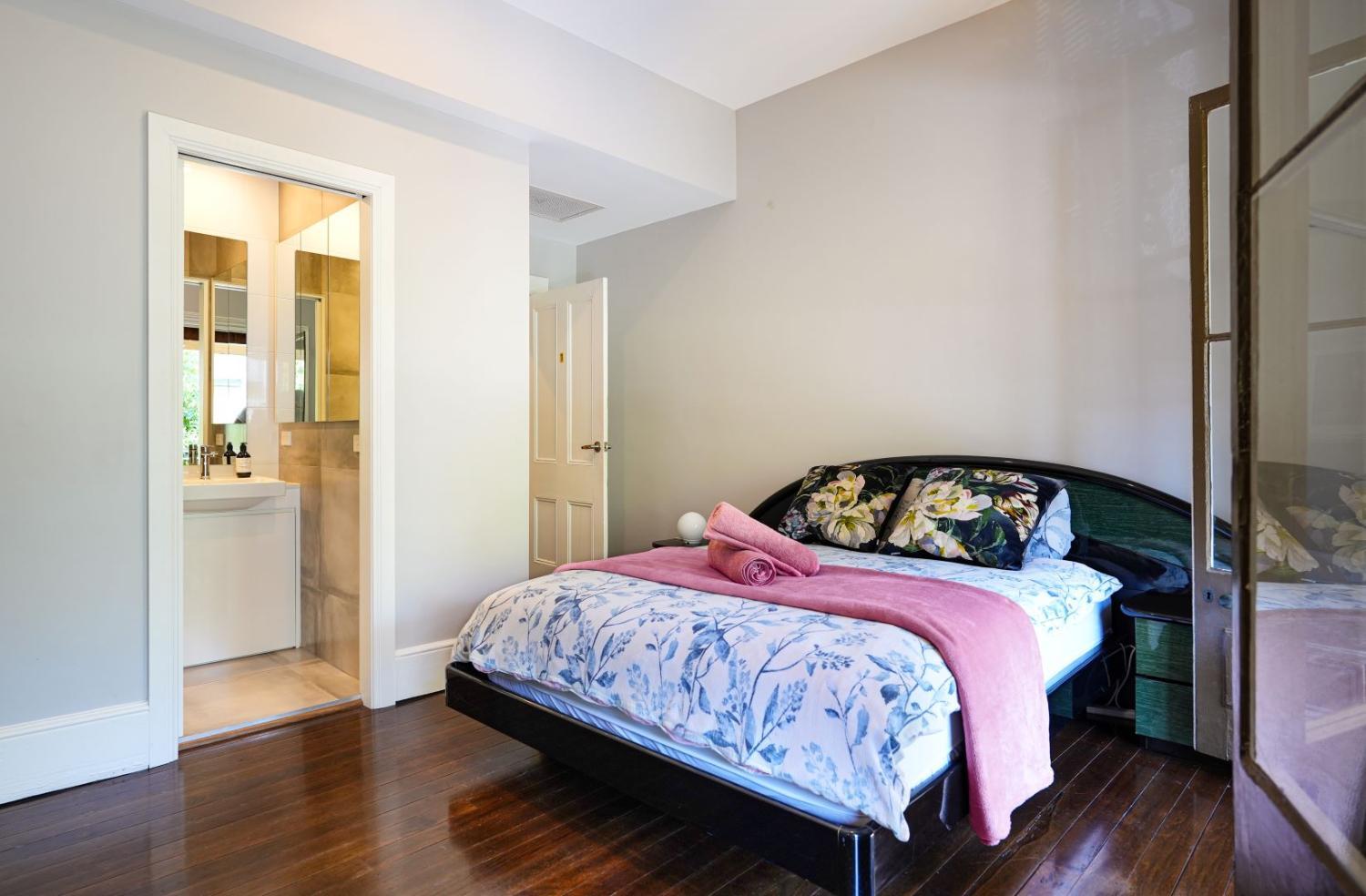 Guestroom, Millers Point Homestay, Sydney