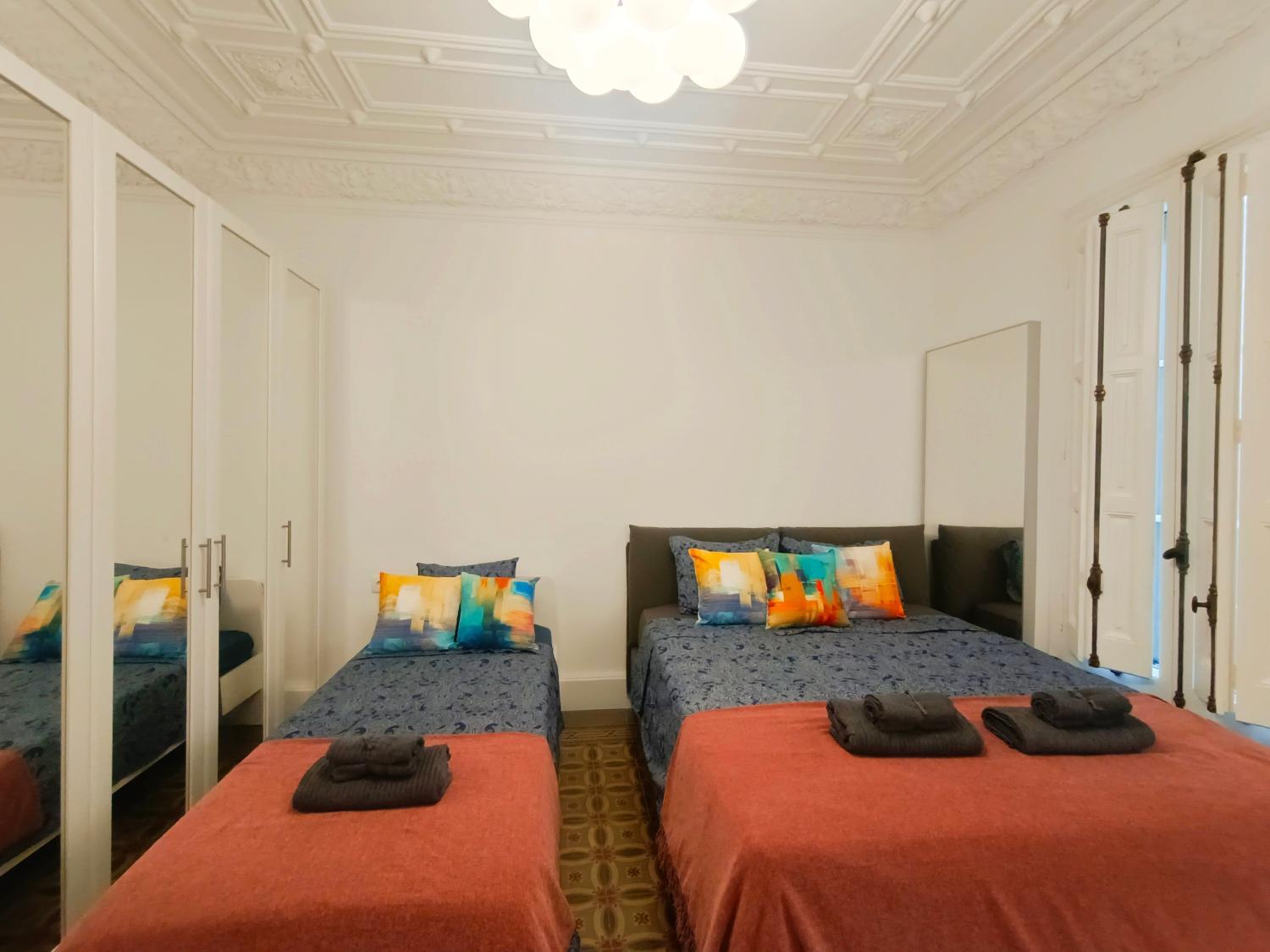 2, Central Rooms, Barcelona