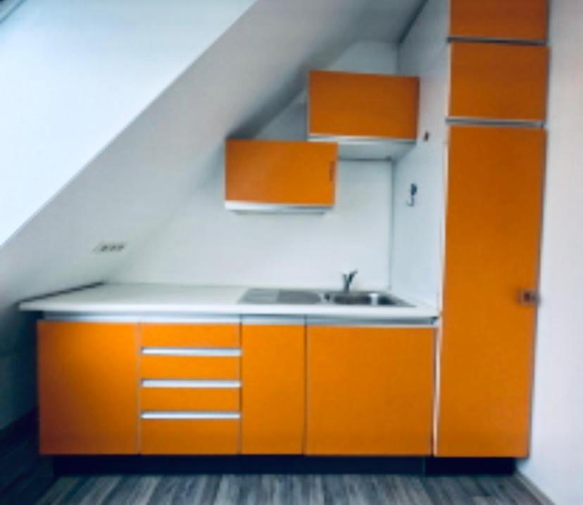 2, 6 min to Amusement Park - Economy Rooms in Shared Apartment, Wien