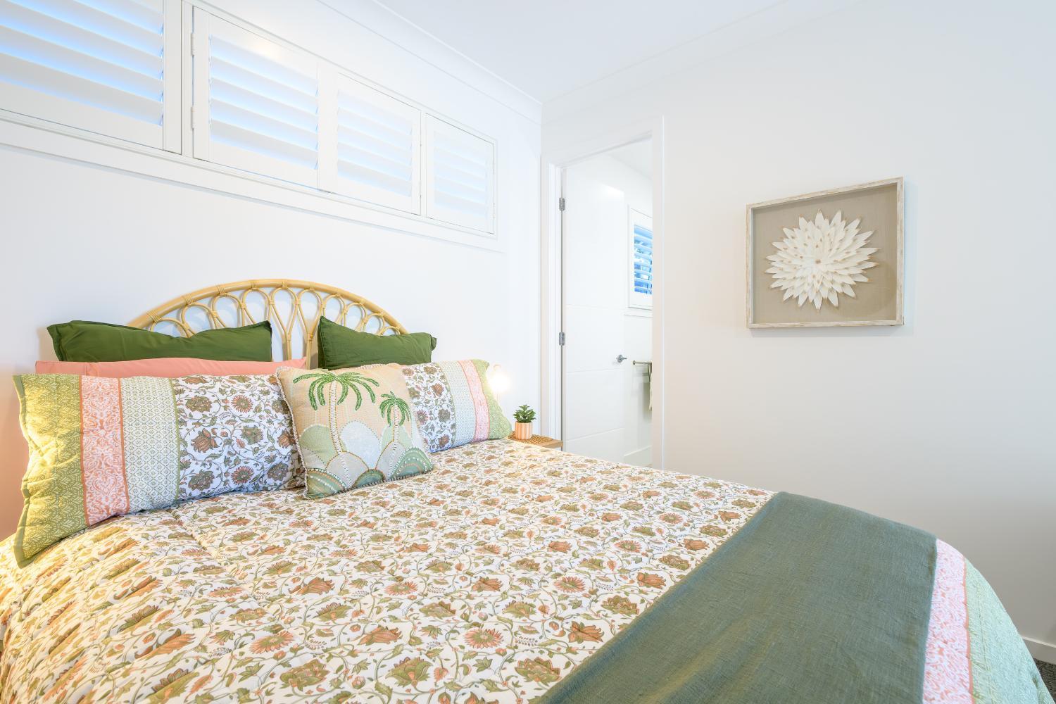 2, Room 4 Two, Ballina