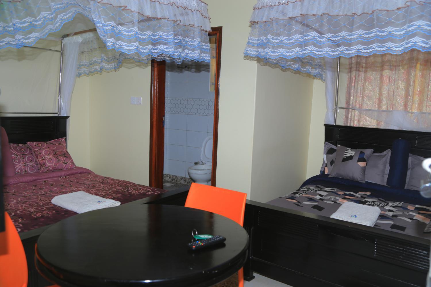 4, LINK SUITES BAR AND RESSTAURANT MBARARa, Mbarara