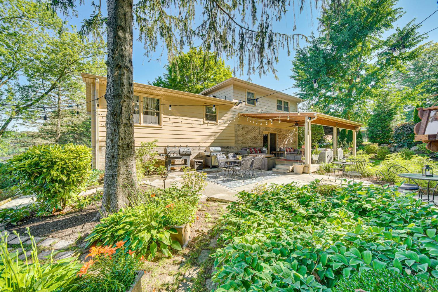 4, York Home with Fire Pit 25 Mi to Roundtop Mountain!, York