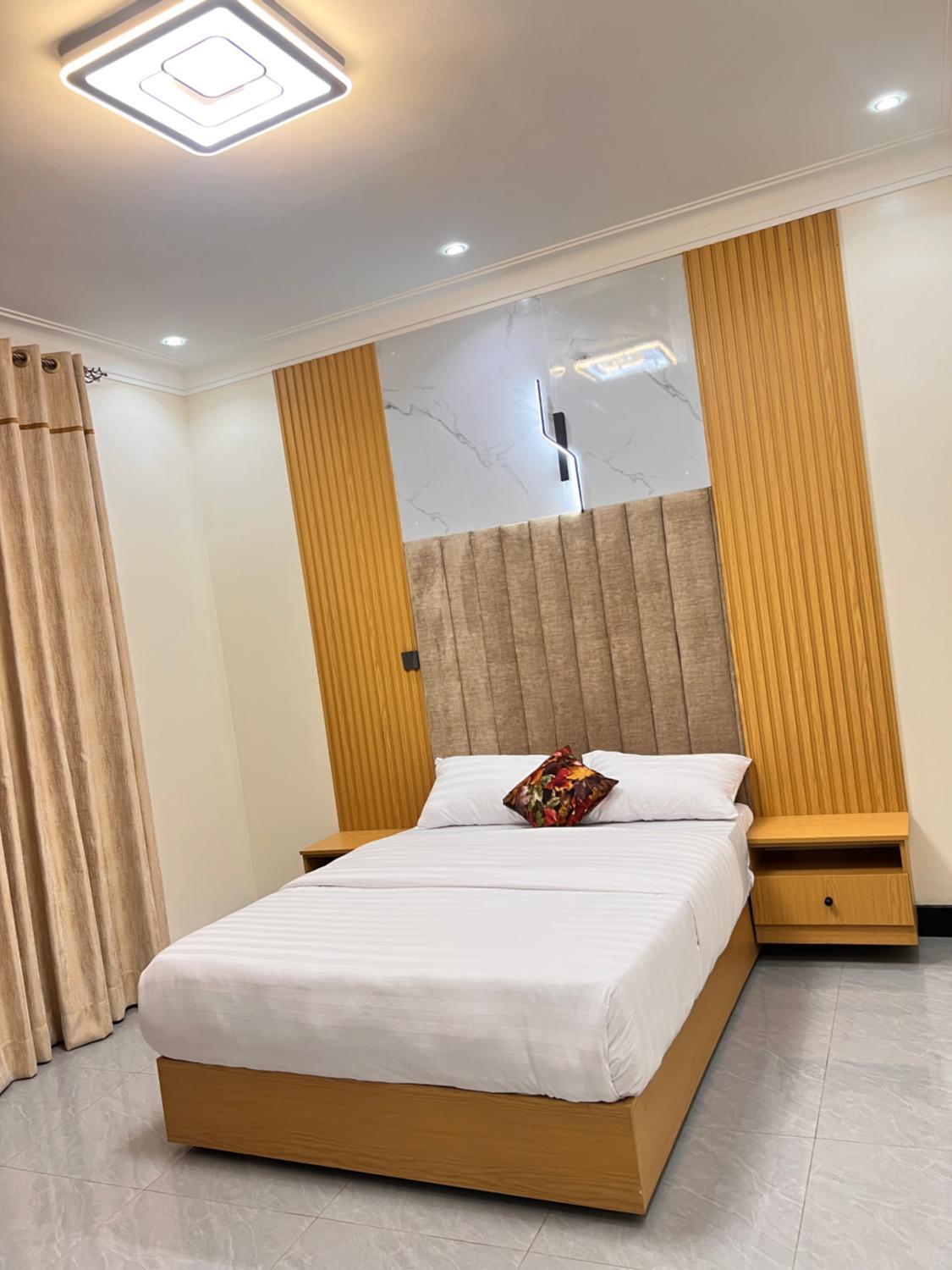 4, Lee Furnished Homes - Executive 1, Kampala