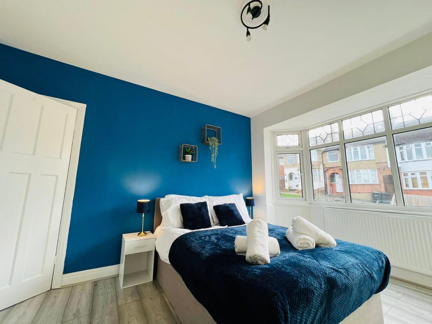 5, Sariyu Space Luton, Luton