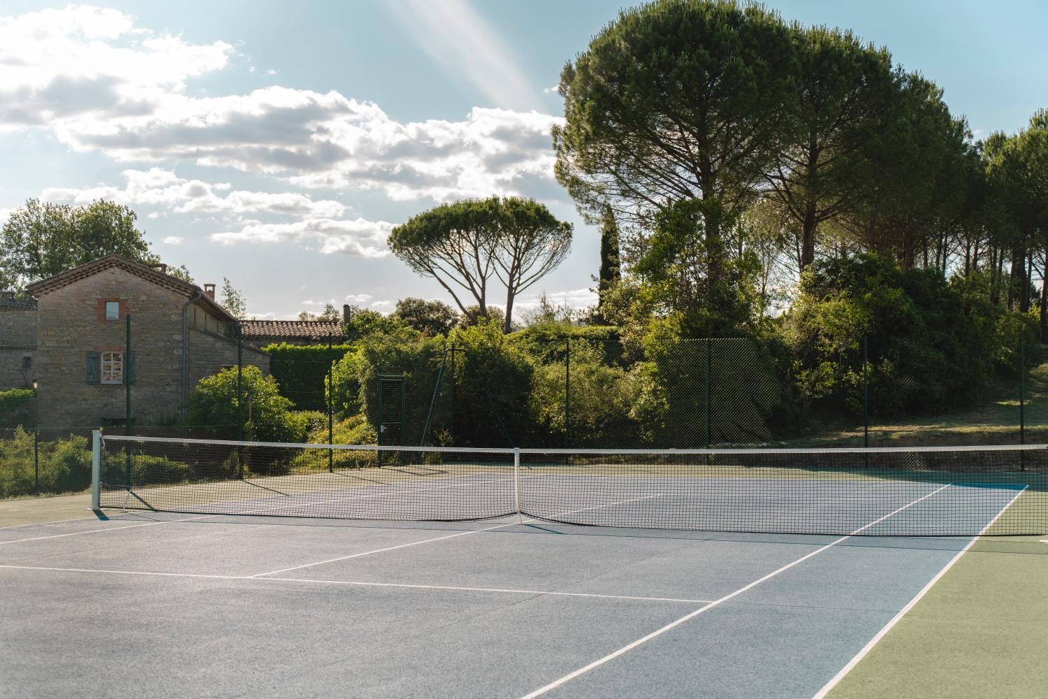 Tennis court 3, Les Terres Aoyama, Gard