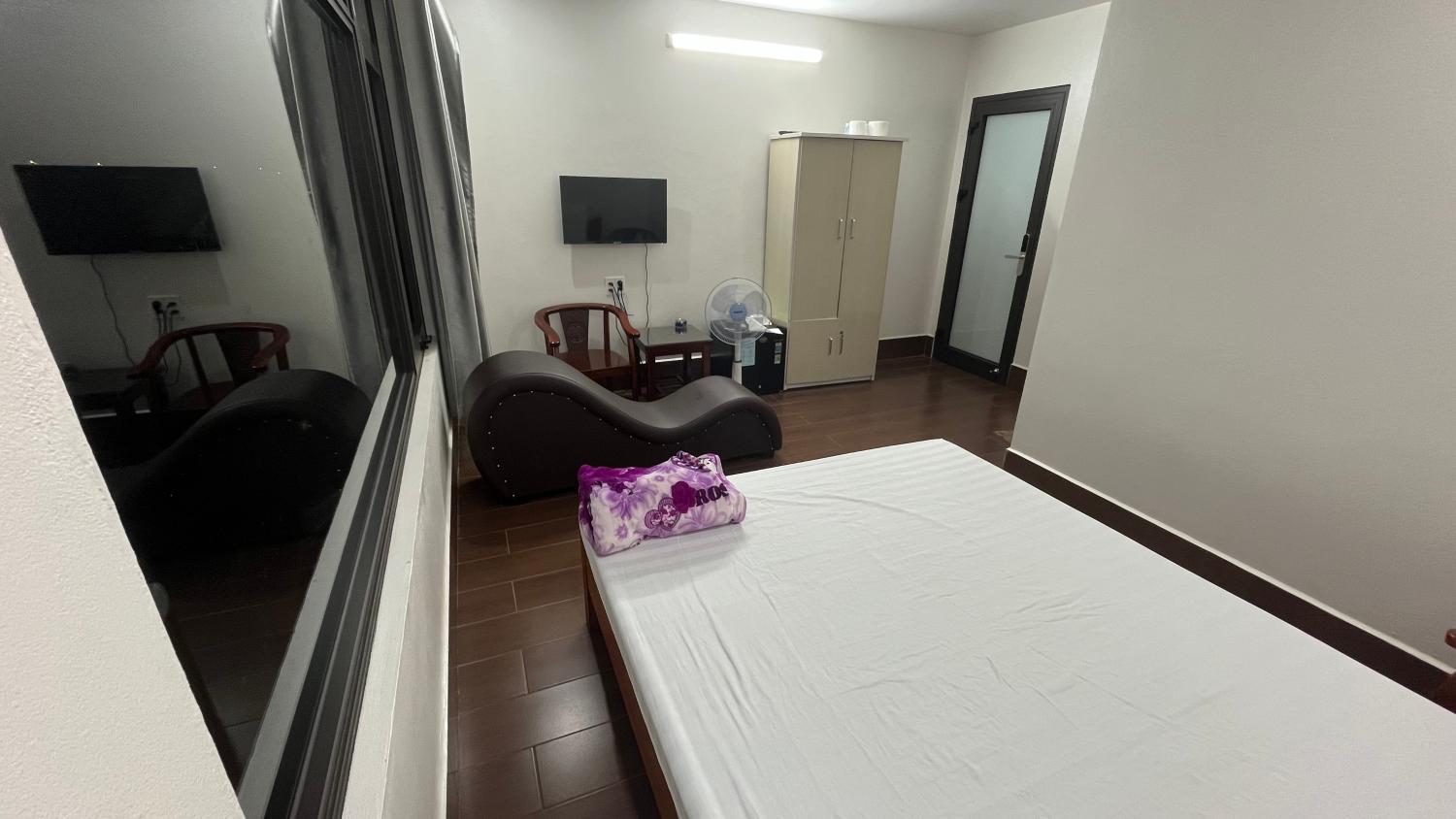 5, Chien Nhat Hotel, Tiên Yên