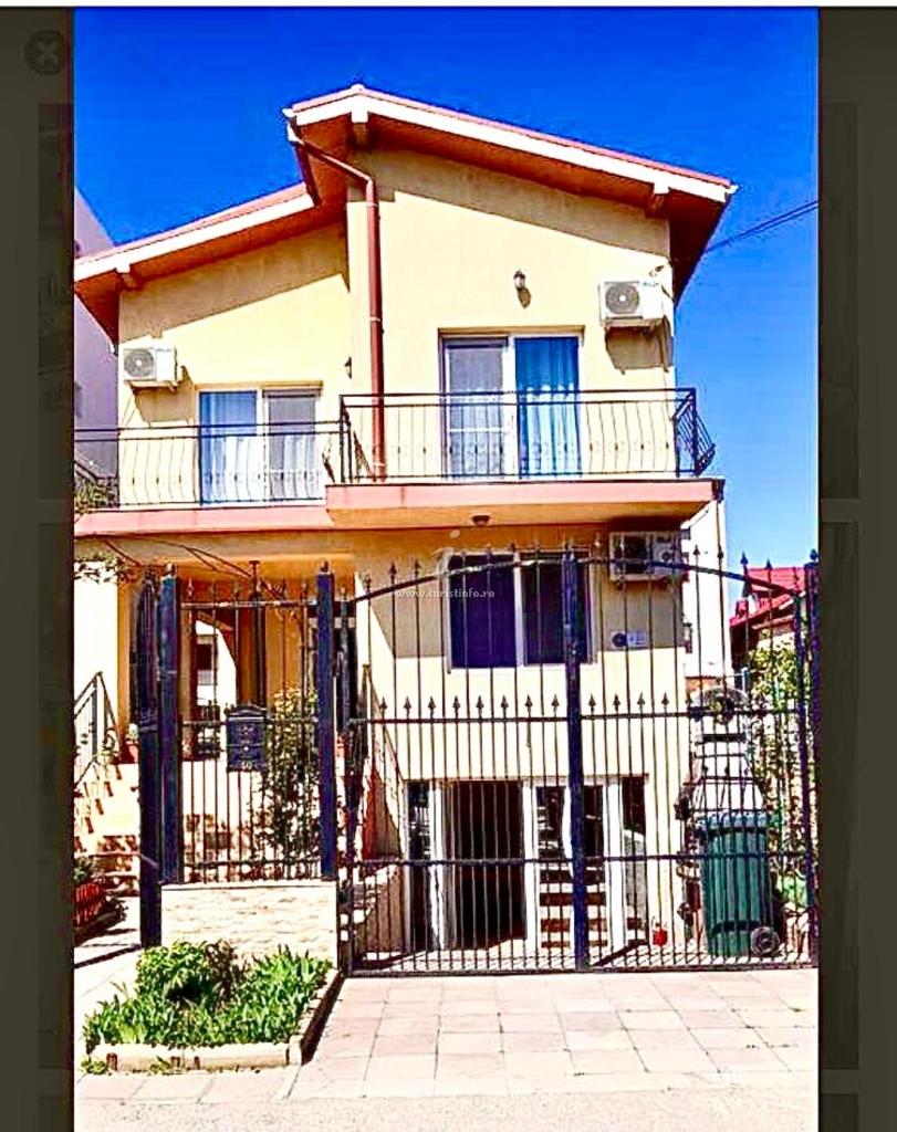 Exterior view 3, Alice House by Dor de Mare, Navodari