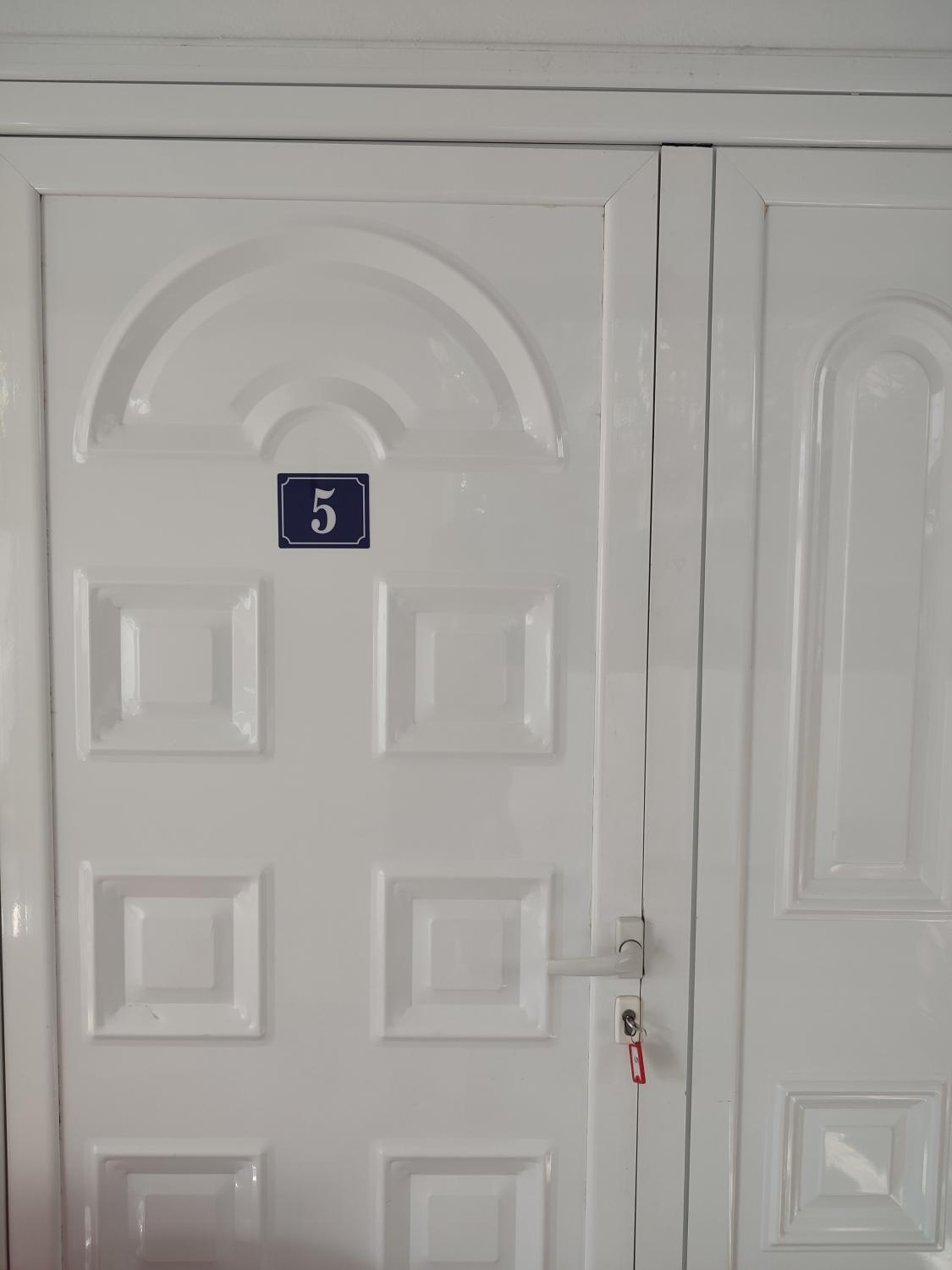 2, Villa Janilla, Vlorës