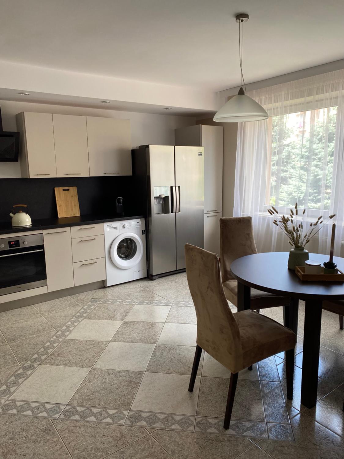 Facilities 3, Apartamenty Uchnasta, Busko