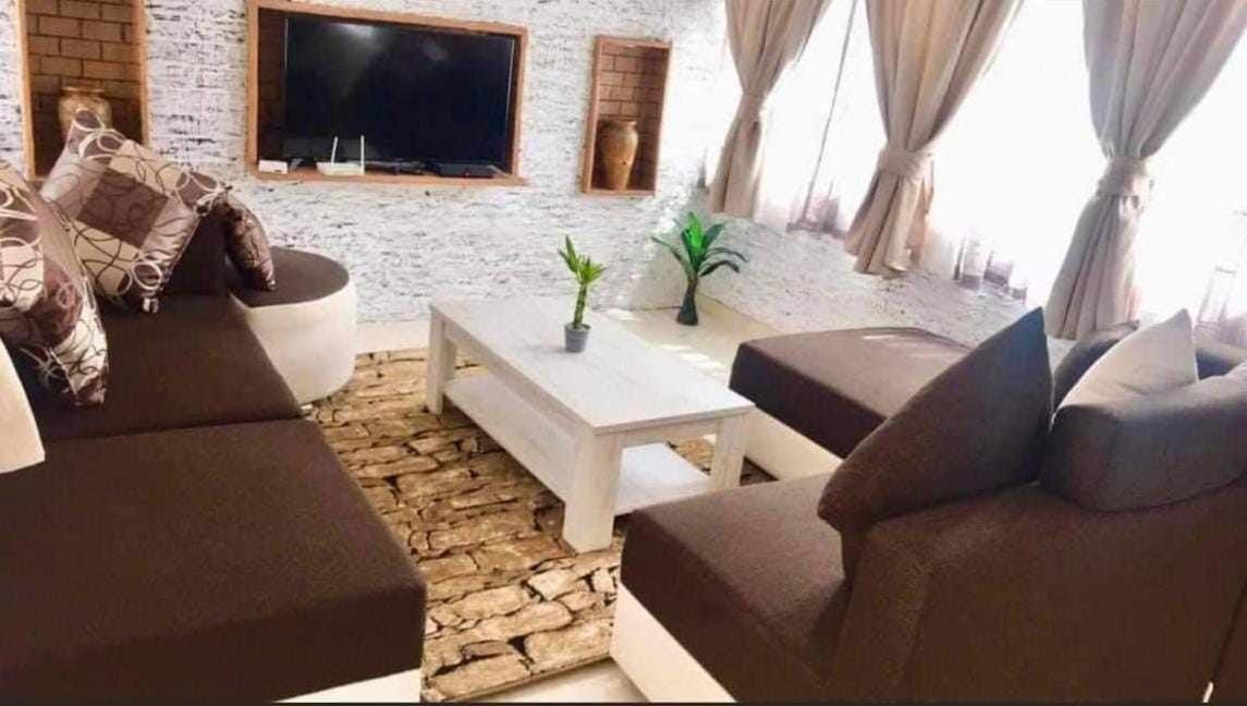 2, KING apartment