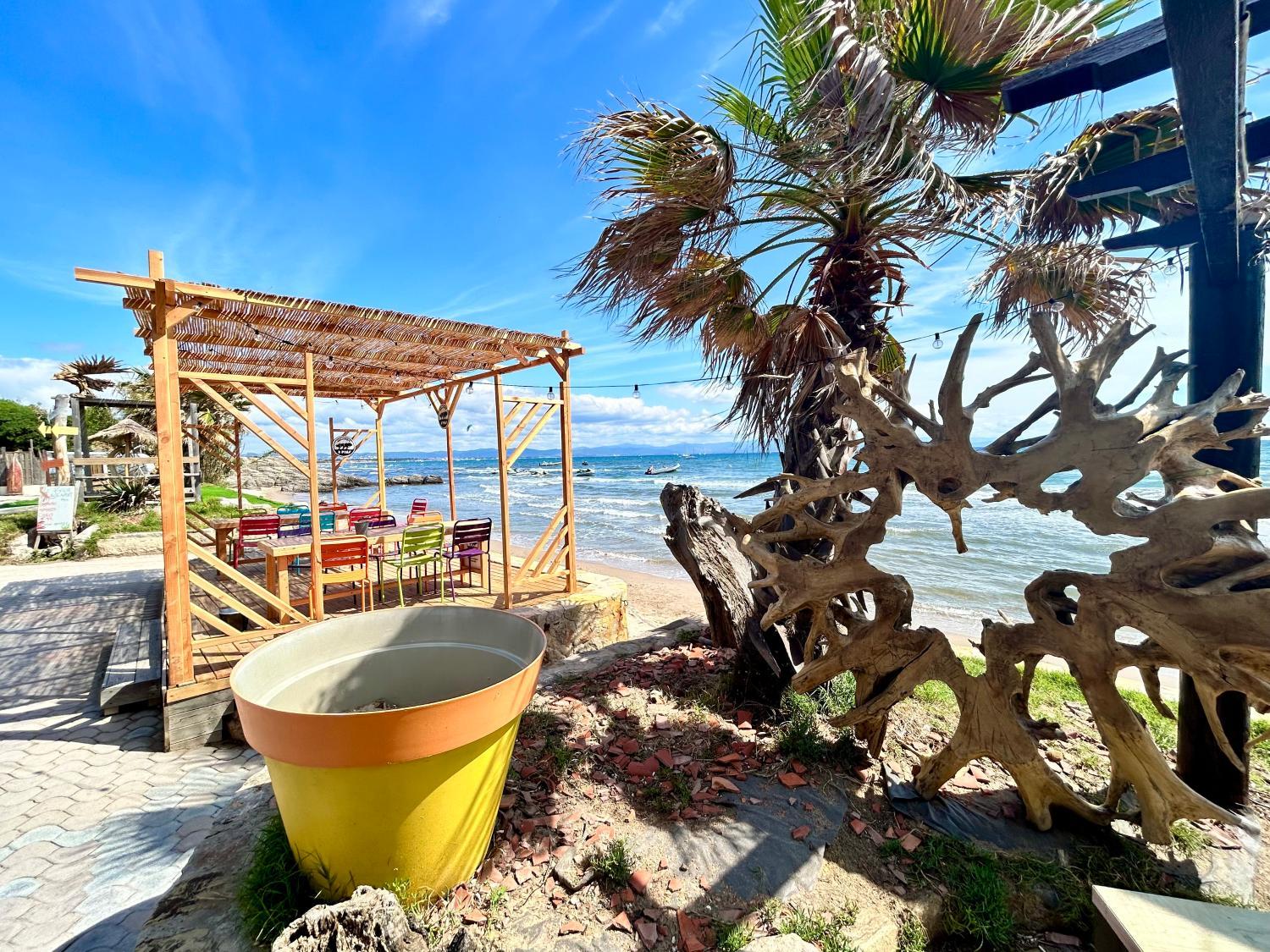 Beach 2, Playa Pachamama, Var