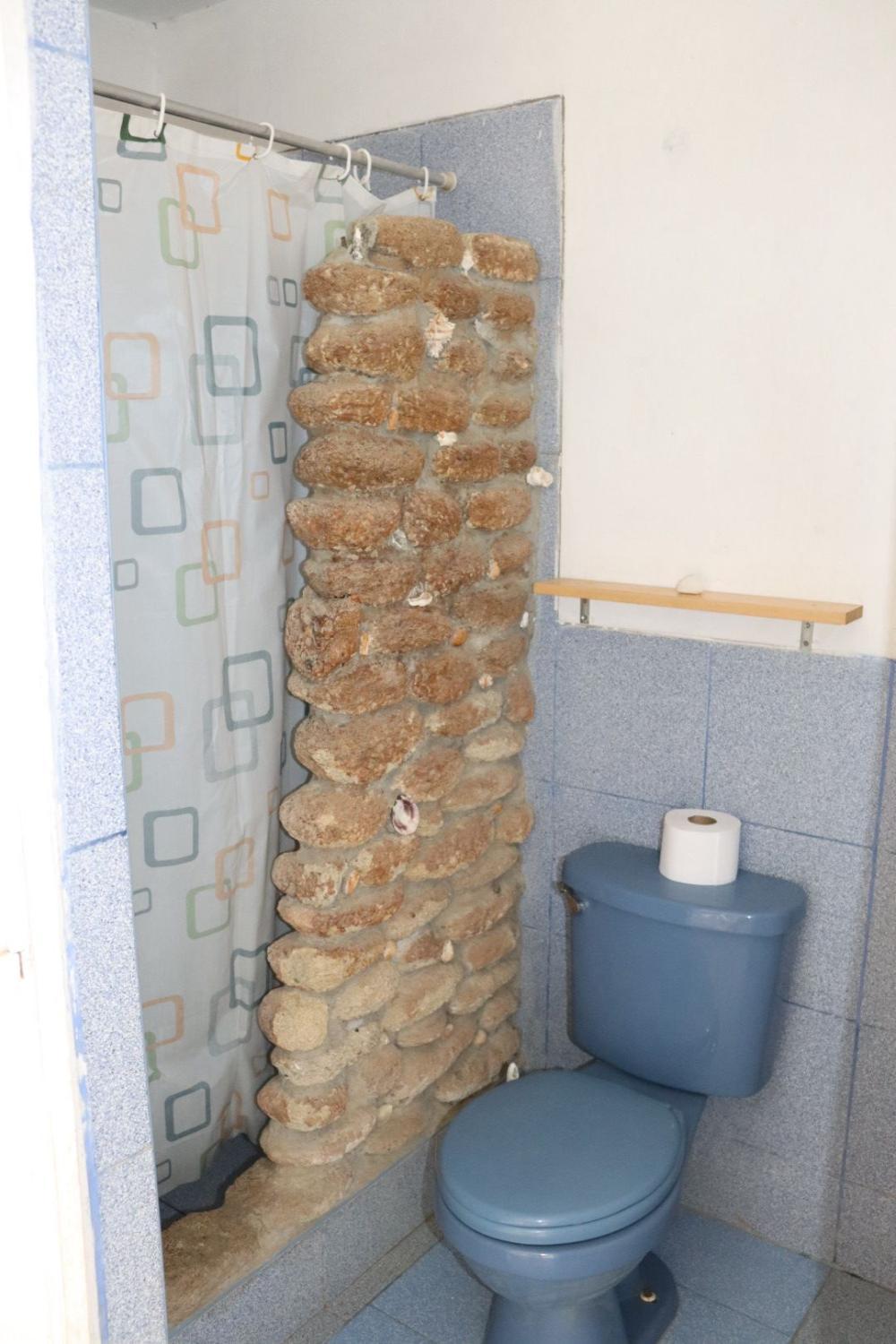 2, Habitacion matrimonial en Ama Guest House, Talara