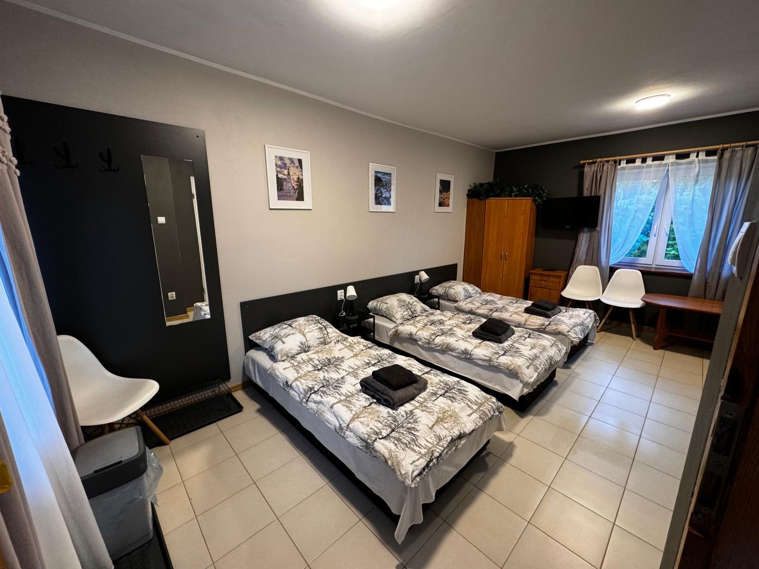 Bed, Pokoje "u Romana", Piotrków Trybunalski