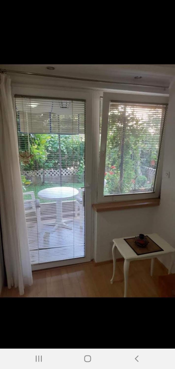 5, Nomce garden room