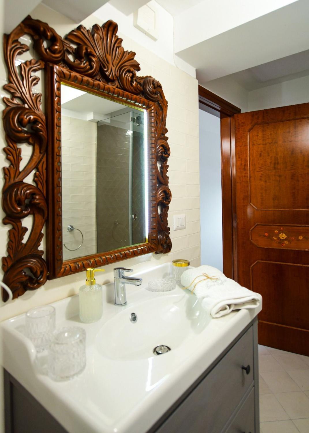 Bathroom 2, Bianco Pugliese B&B, Barletta-Andria-Trani