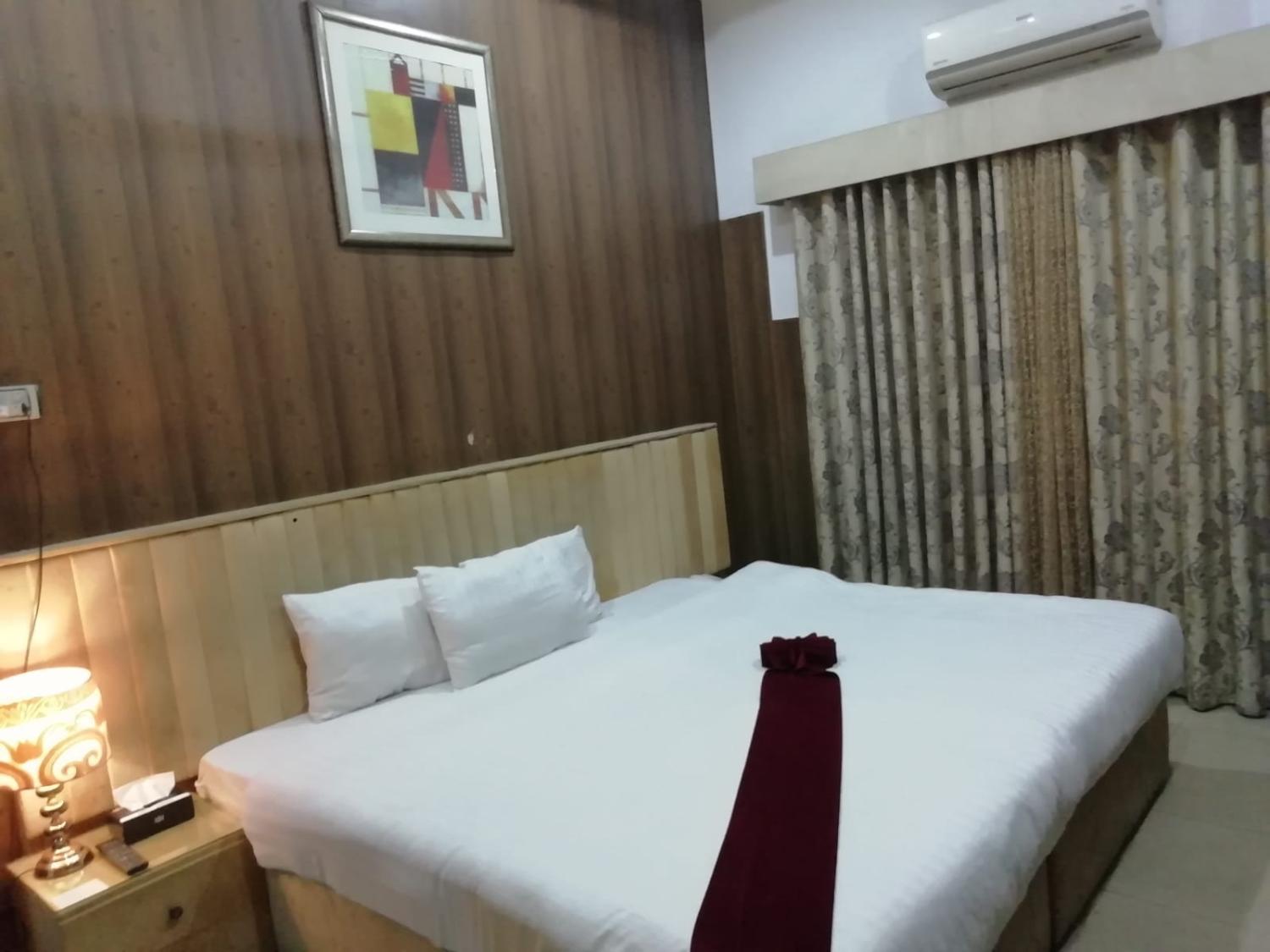 5, Hotel Helen One, Lahore