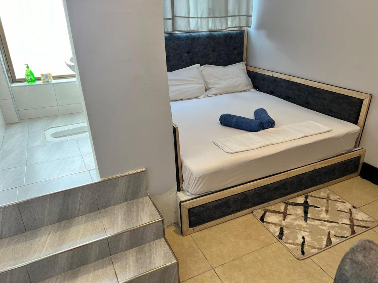 2, RUAS LODGE Dar es Salaam, Ilala