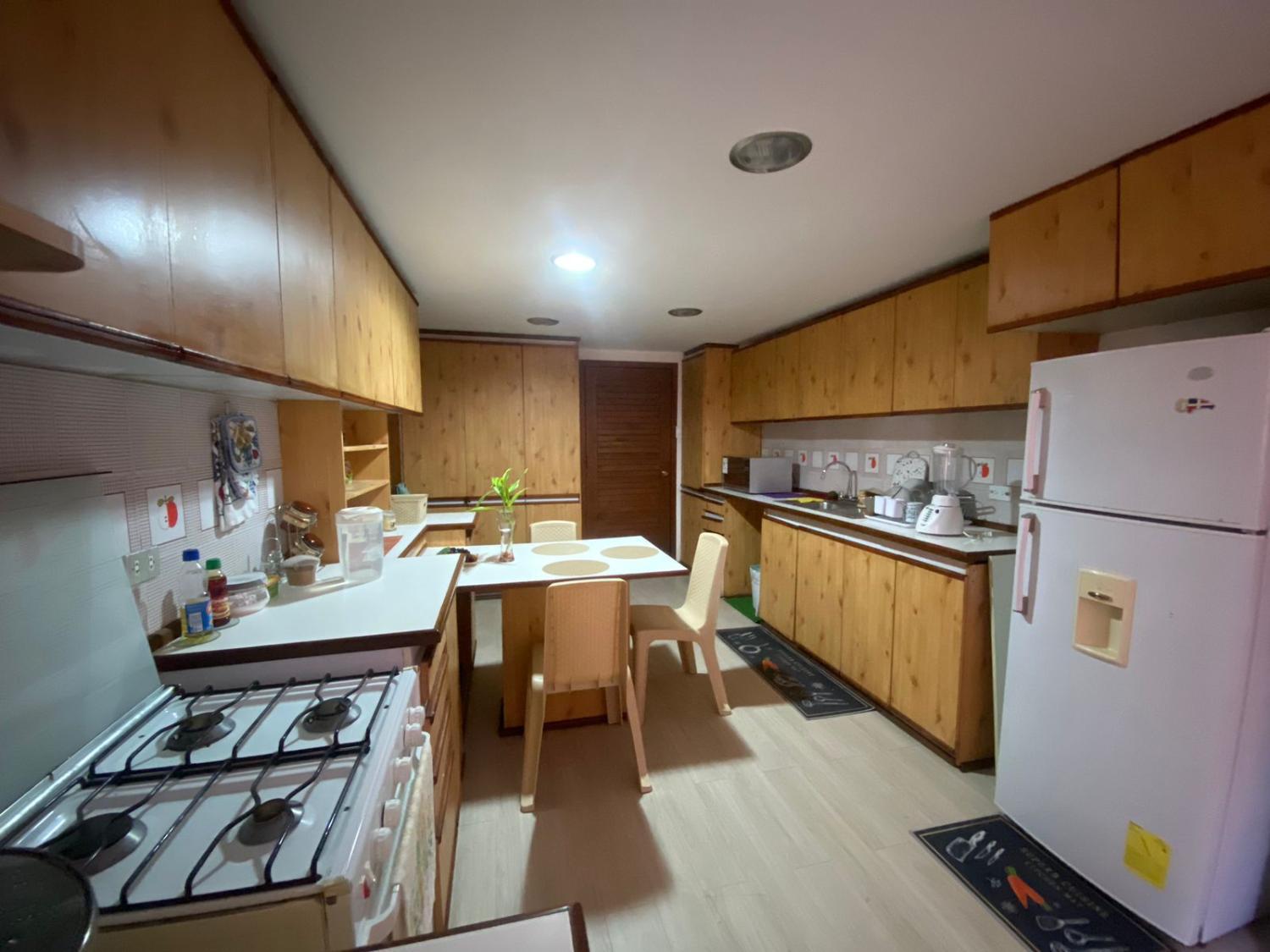 Kitchen, Residencia de Patty, Quito