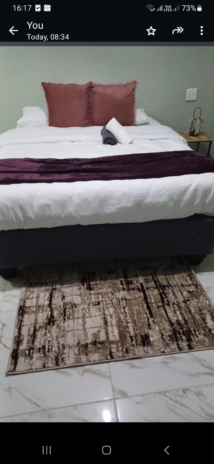 4, Vaincre Guest House, Amajuba