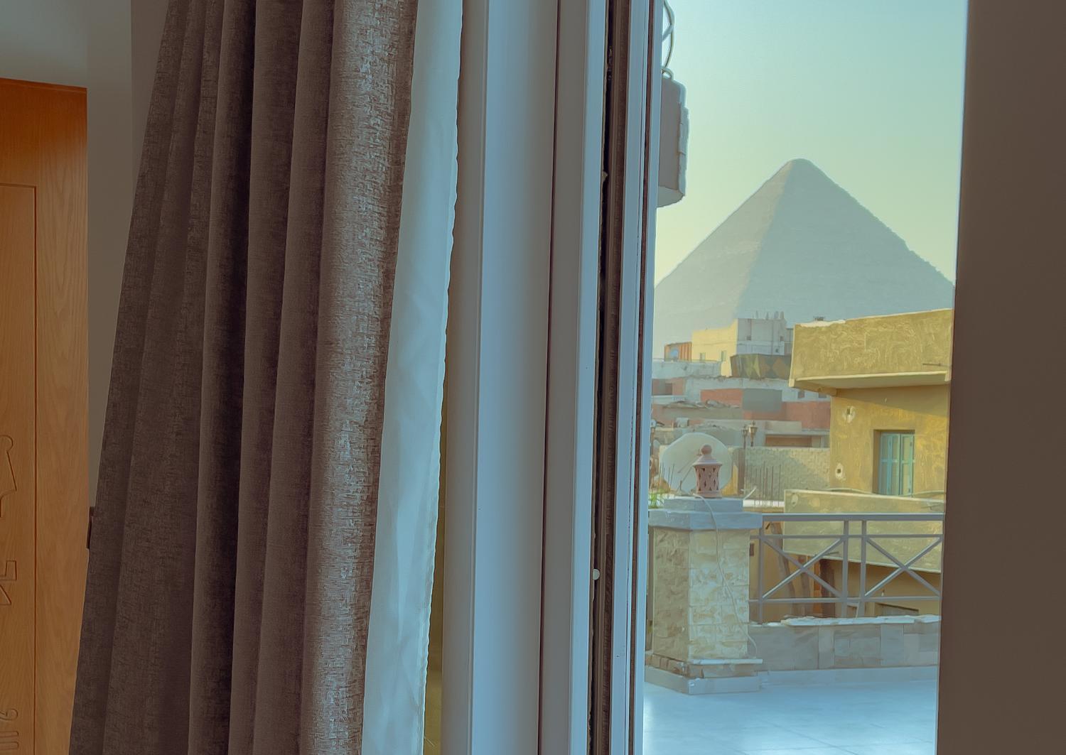 View 2, Khoufu house, Al-Ahram