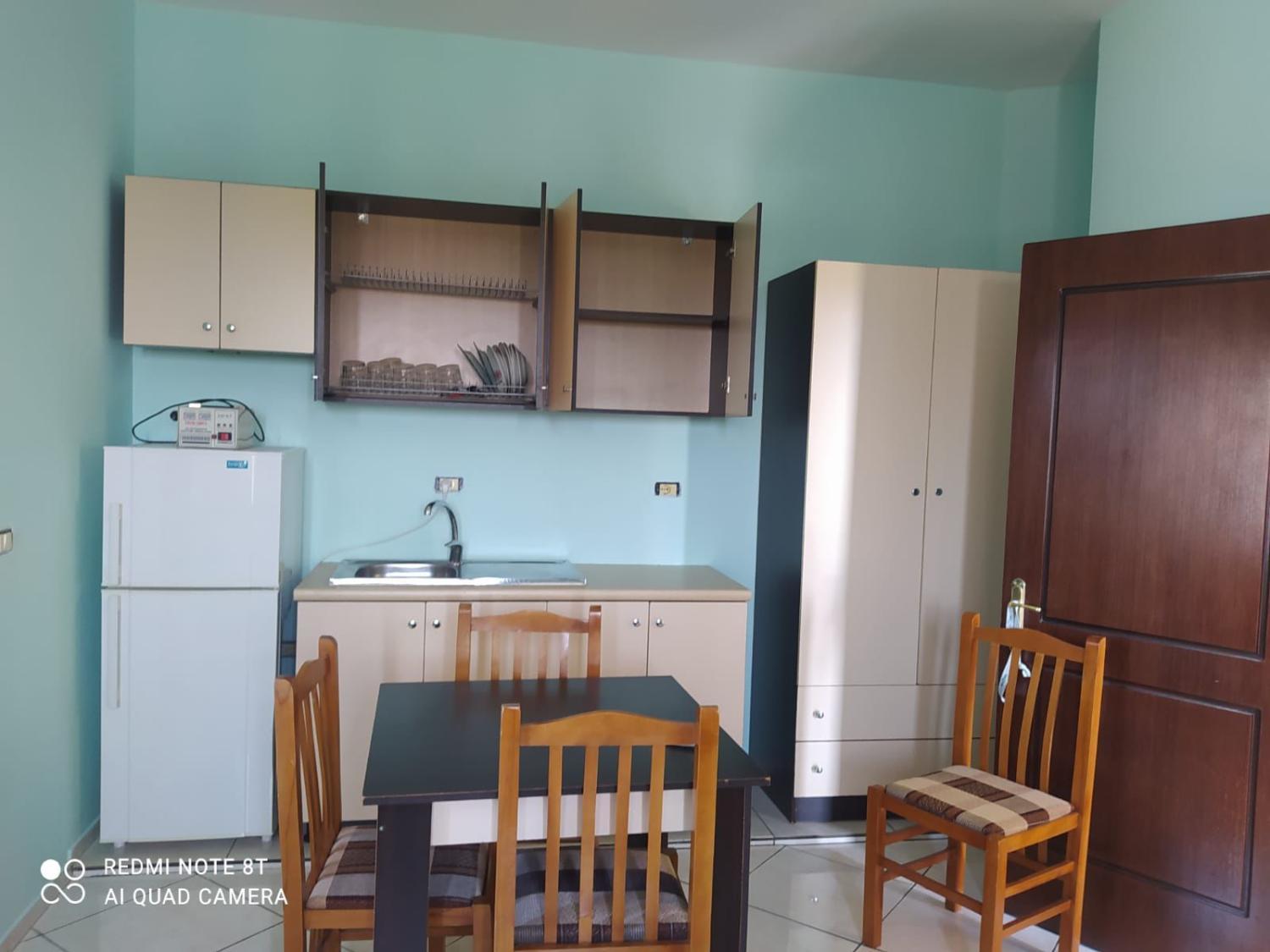 4, Bar Restorant Hotel - Oroshi 2, Lezhës