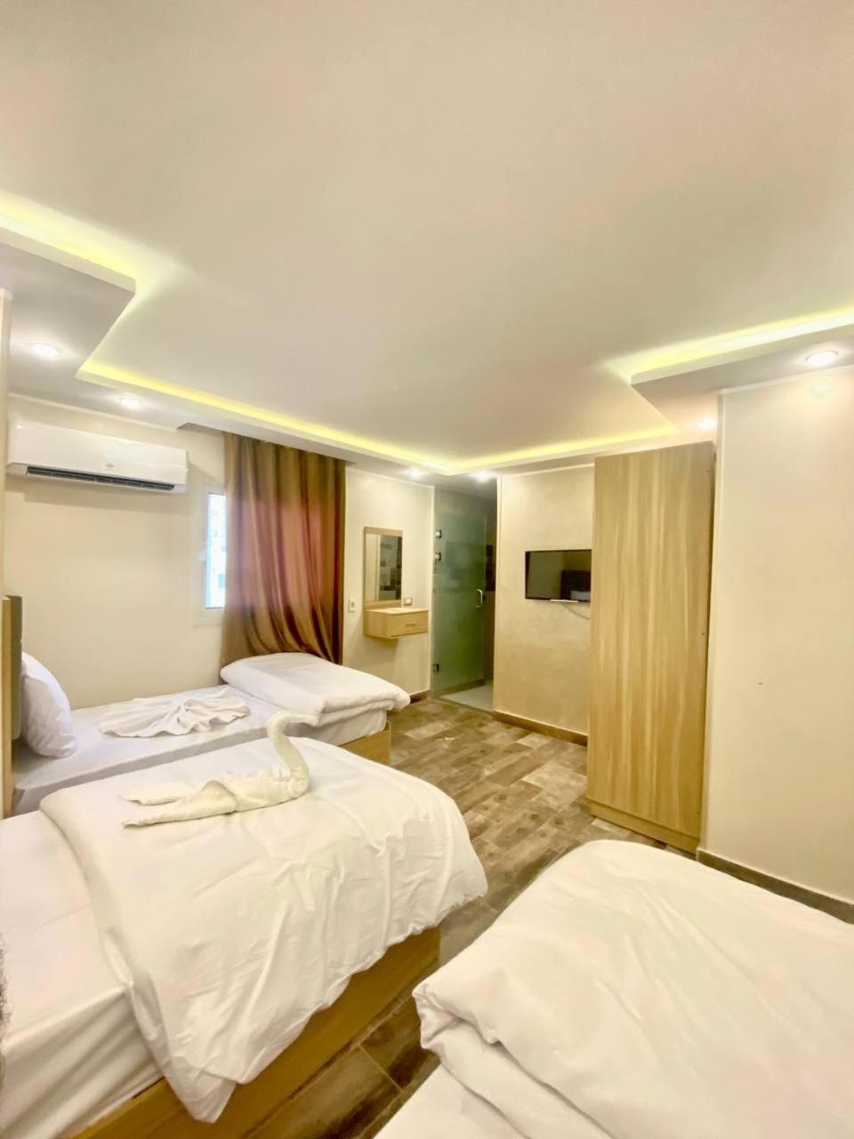 3, Happy Heaven Pyramids INN, Unorganized in Al Jizah