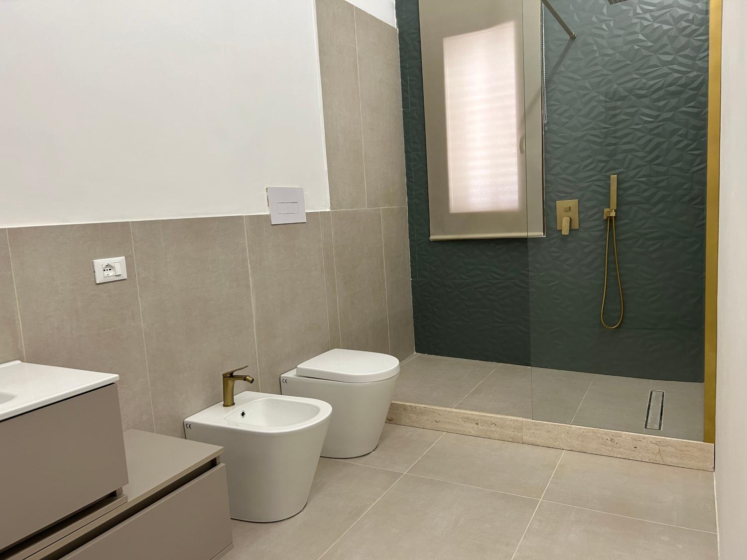 Bathroom 5, Relax room, Trapani