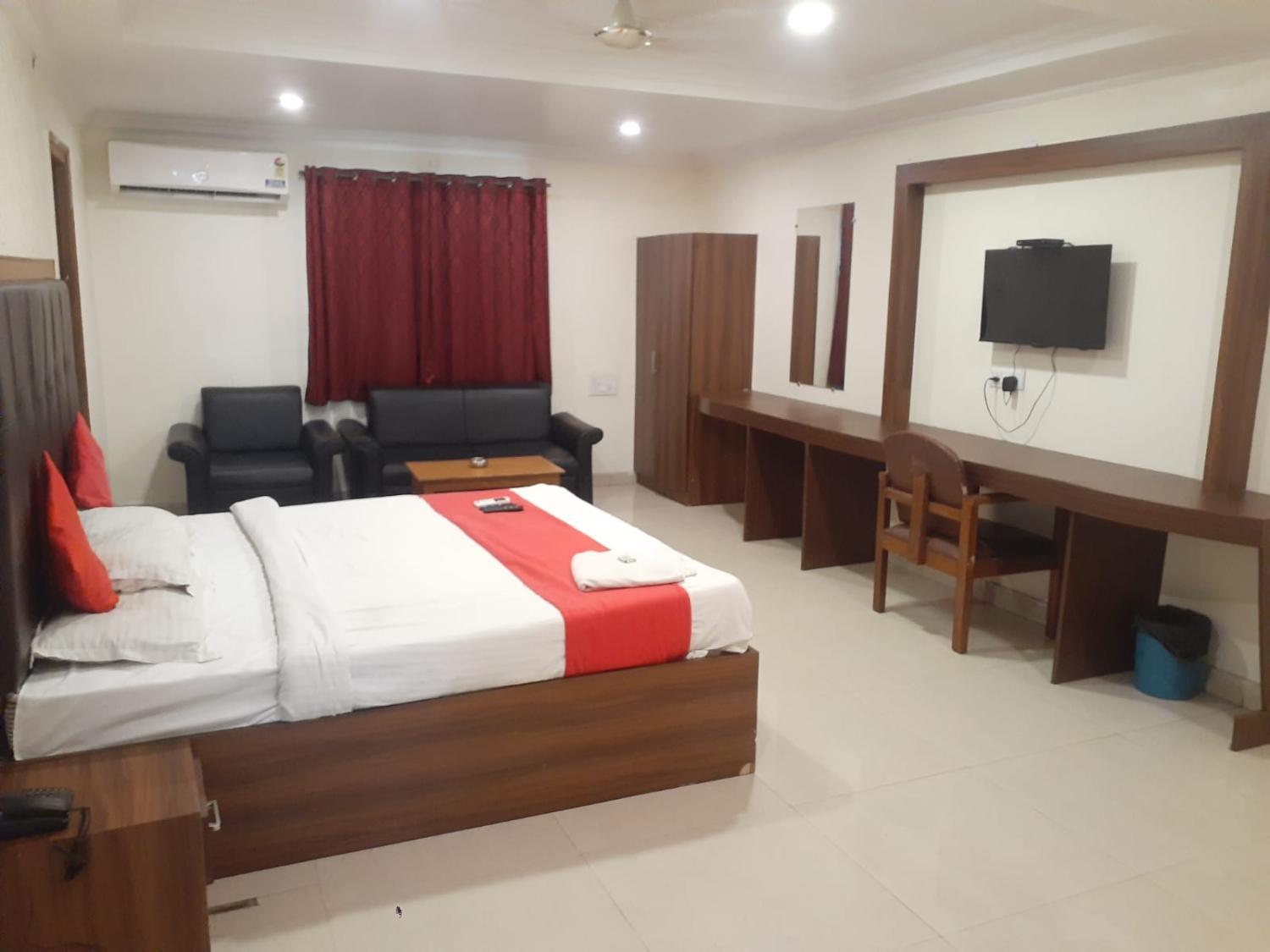 2, Hotel Luxury Hill top, Hyderabad