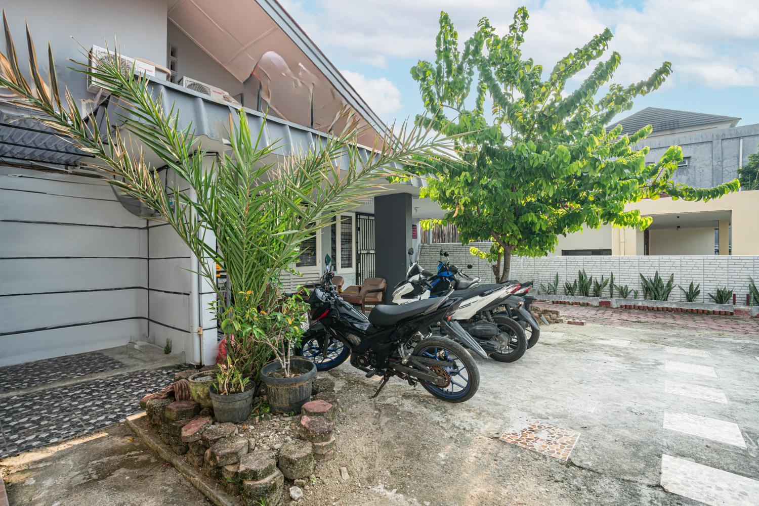 Entrance 5, Pondok 55 Homestay, Padang