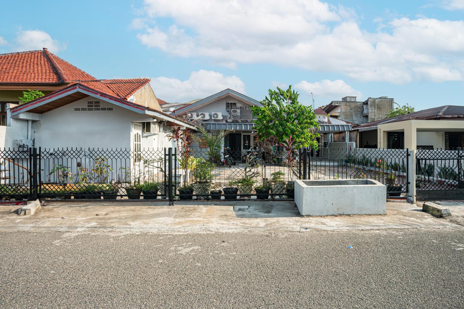 Entrance 4, Pondok 55 Homestay, Padang
