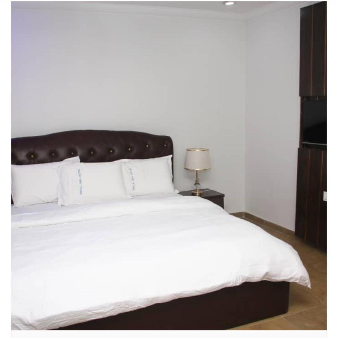 4, Smile T Continental Hotel & Suite, Oshodi/Isolo