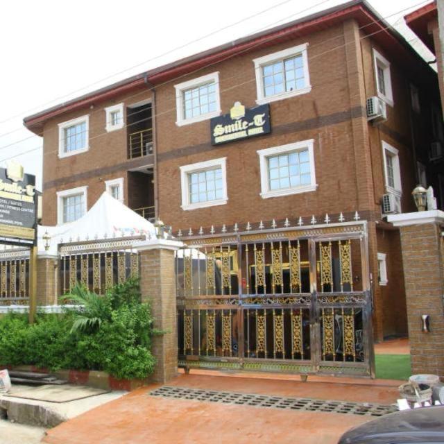 2, Smile T Continental Hotel & Suite, Oshodi/Isolo
