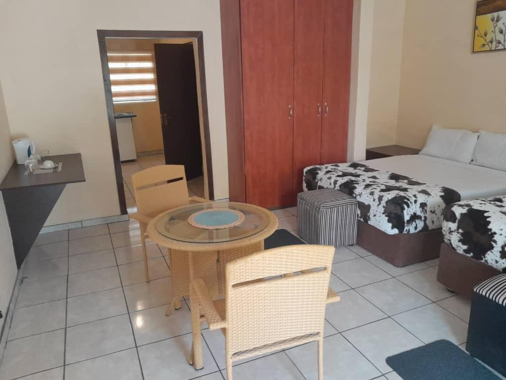 2, Luxury Wild Inn Guesthouse, Ngamiland East