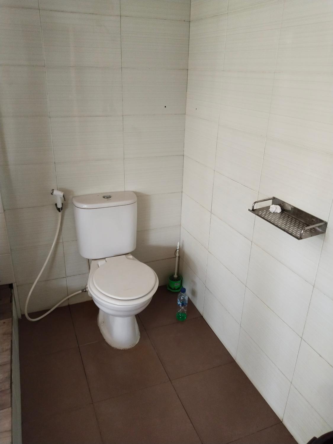 3, Villa pepohonan, Depok