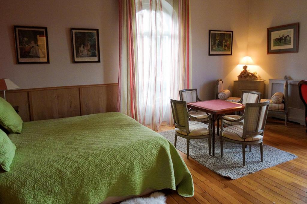 2, La vie de chateau a Orgeval - Chambre Shakespeare, Yvelines