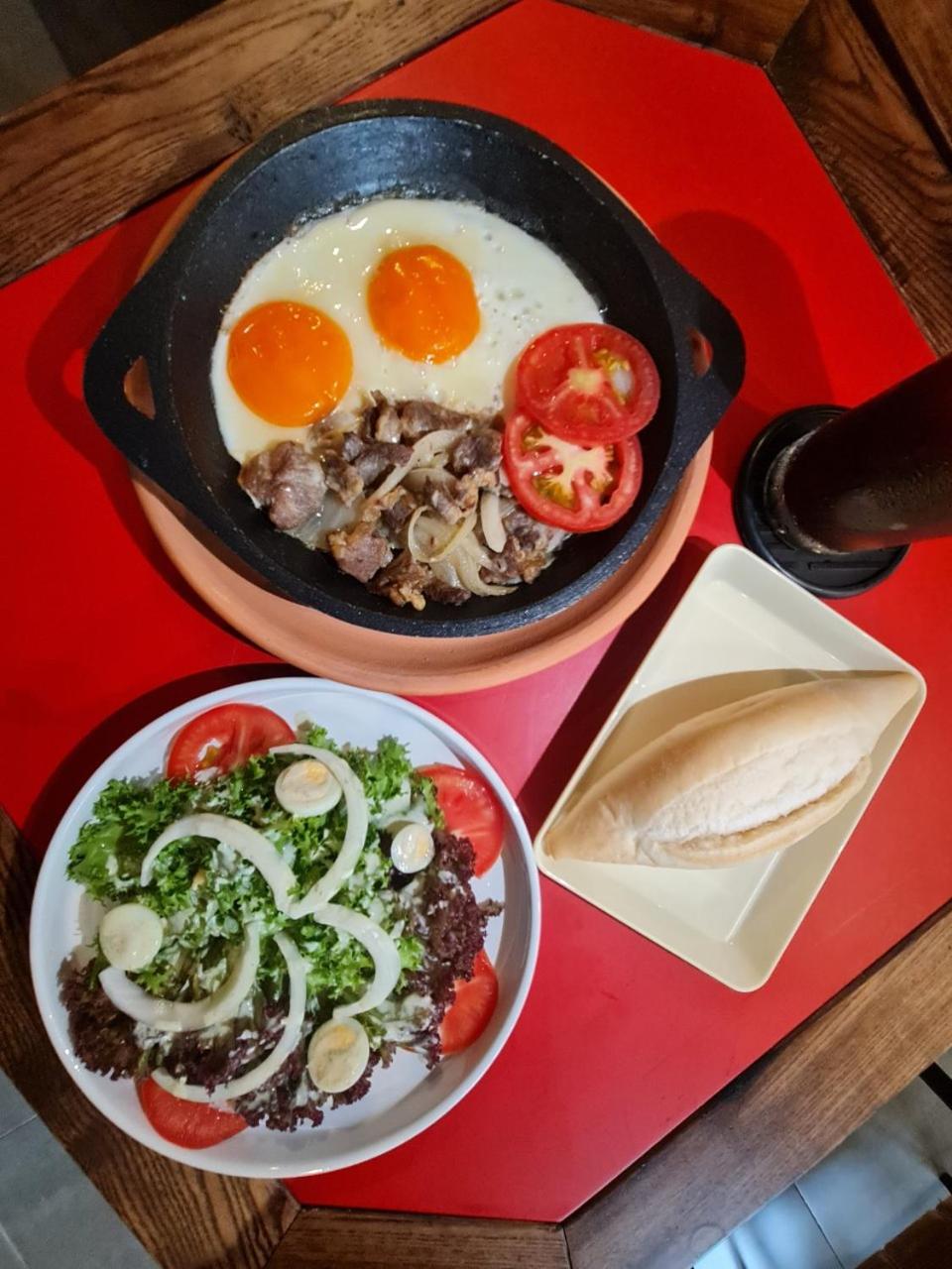 Food & Drinks 1, Myths Saigon, District 10