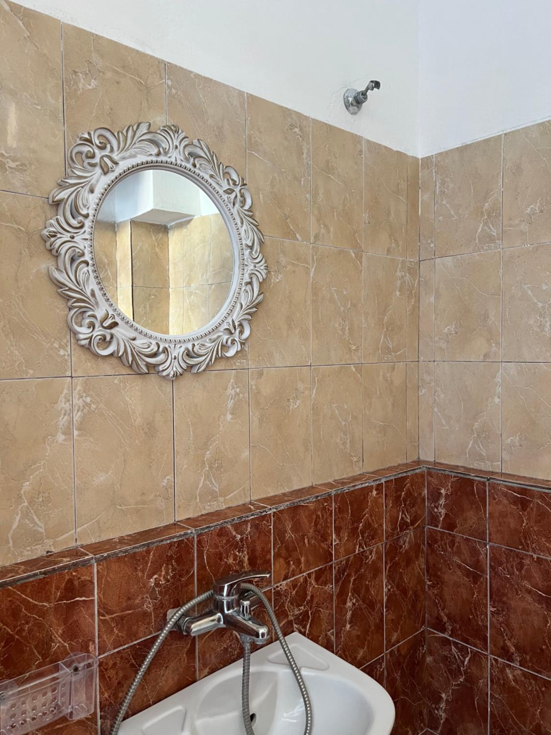 5, Guest House L&B, Durrësit
