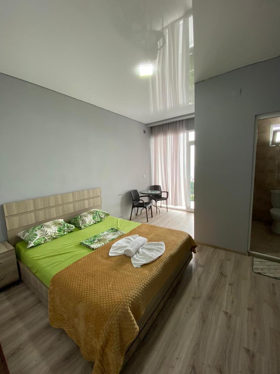 3, White house kvariati, Batumi