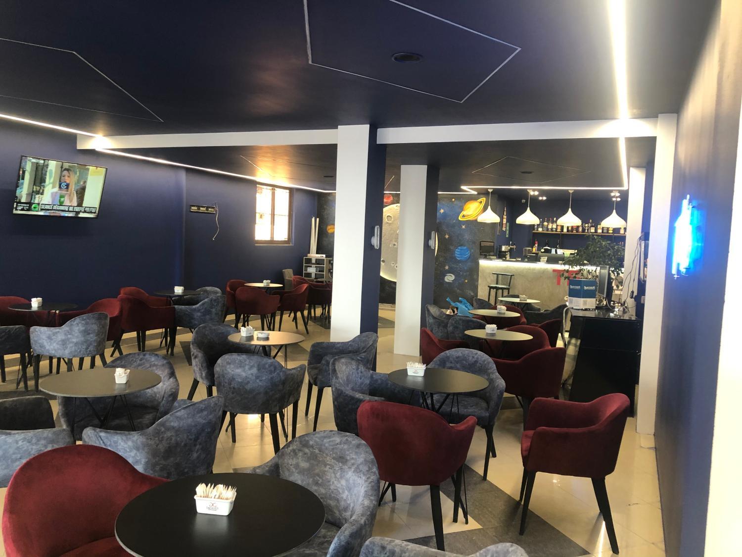 Banquet hall, Vila al3, Durrësit